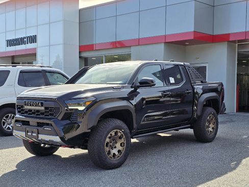 New 2025 Toyota Tacoma 4x4 Double Cab Hybrid image 8
