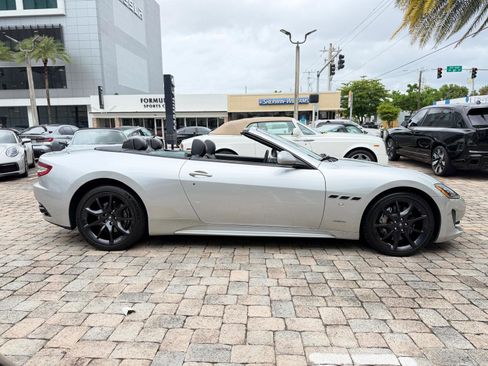 Used 2013 Maserati GranTurismo Sport RWD image 10