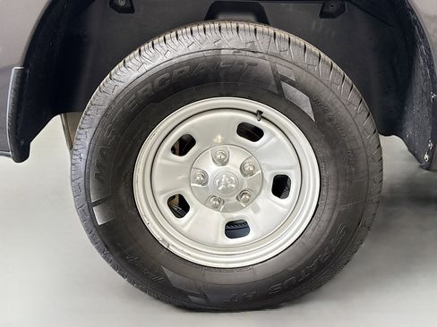 Used 2016 RAM 1500 Tradesman w/ Popular Equipment Group RWD image 31