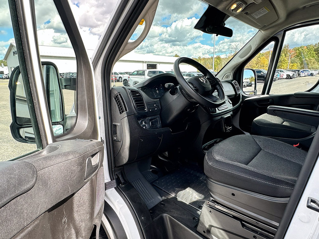 Used 2025 RAM ProMaster 2500 w/ U-Haul Equipment Group FWD image 21