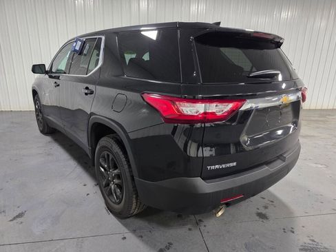 Used 2019 Chevrolet Traverse LS image 3