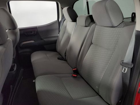 Used 2020 Toyota Tacoma SR5 image 17