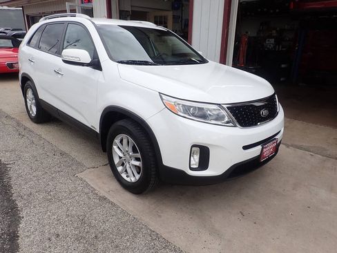 Used 2015 Kia Sorento LX AWD/4WD image 20