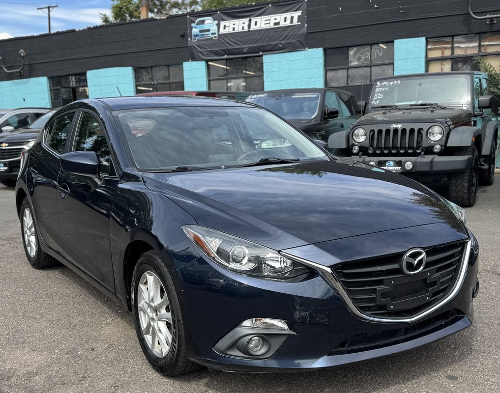 Used 2015 MAZDA MAZDA3 i Touring FWD image 1