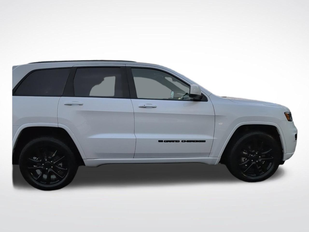 Used 2022 Jeep Grand Cherokee Laredo X AWD/4WD image 2