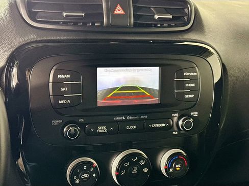 Used 2016 Kia Soul ! image 16
