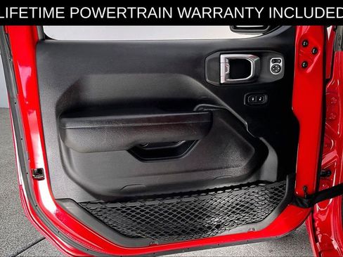 Used 2022 Jeep Wrangler Unlimited Sport image 23