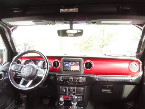 Used 2022 Jeep Wrangler Unlimited Rubicon w/ Xtreme Recon 35" Tire Package image 17