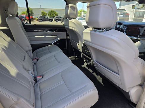 Certified 2022 Jeep Wagoneer Series II w/ Premium Group I RWD image 29