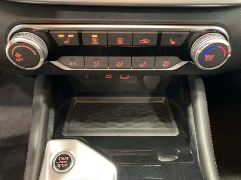 Used 2024 Nissan Altima 2.5 SR w/ SR Premium Package image 19