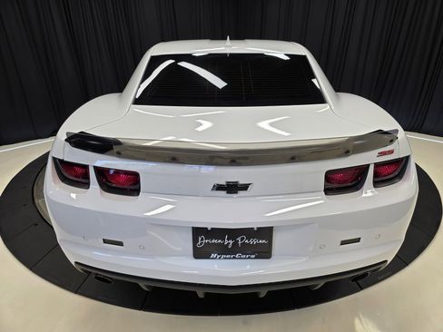 Used 2013 Chevrolet Camaro SS w/ SS Performance Package image 58