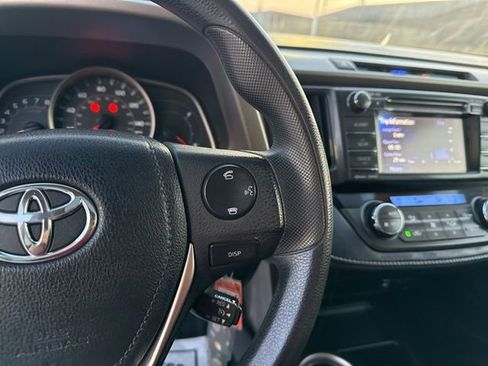 Used 2013 Toyota RAV4 XLE AWD/4WD image 30