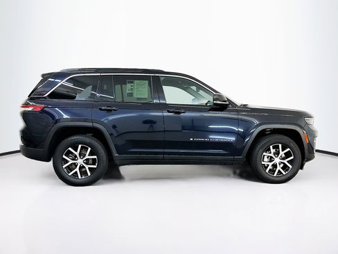 Used 2024 Jeep Grand Cherokee Limited image 10
