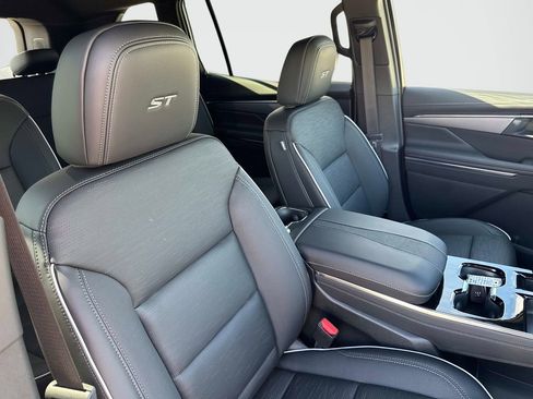 New 2026 Buick Enclave Sport Touring w/ Power Package image 21