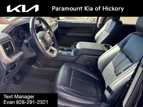Used 2024 Ford Expedition Max XLT image 23