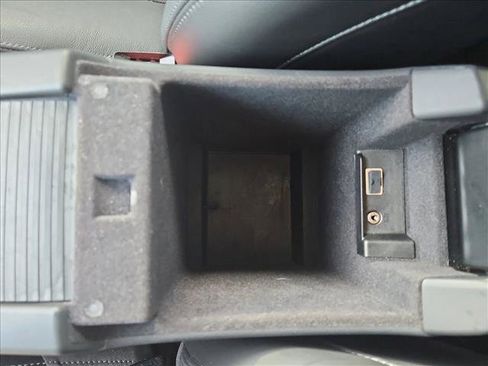 Used 2018 Volvo V60 T5 Cross Country w/ Convenience Package image 15