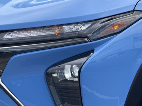 Used 2024 Chevrolet Trax RS FWD image 6