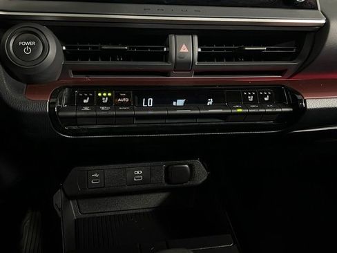 Used 2024 Toyota Prius Prime Premium image 22