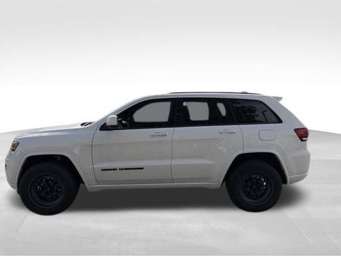 Used 2021 Jeep Grand Cherokee Laredo X AWD/4WD image 6