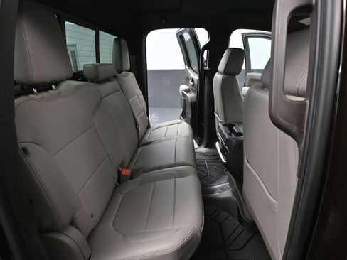 Used 2019 Chevrolet Silverado 1500 LTZ image 47