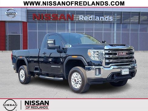 Used 2022 GMC Sierra 2500 SLE w/ SLE Convenience Package image 1
