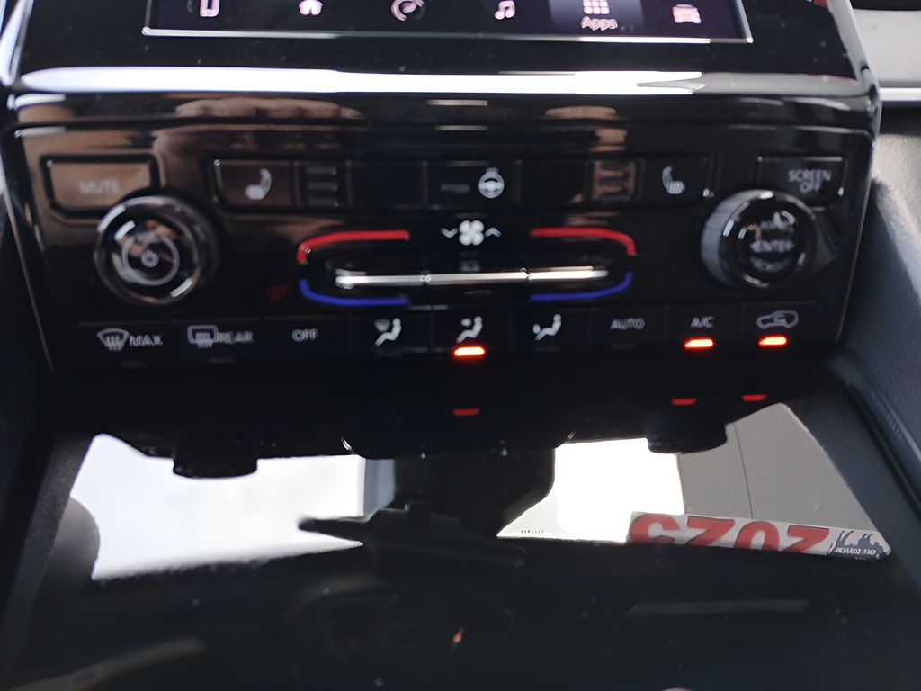 Used 2025 Jeep Grand Cherokee L Altitude AWD/4WD image 19