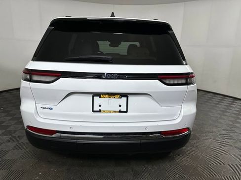 Used 2023 Jeep Grand Cherokee 4WD 4xe image 4