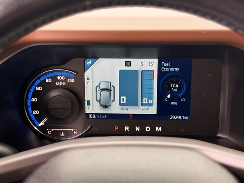 Used 2024 Ford Bronco Outer Banks image 15