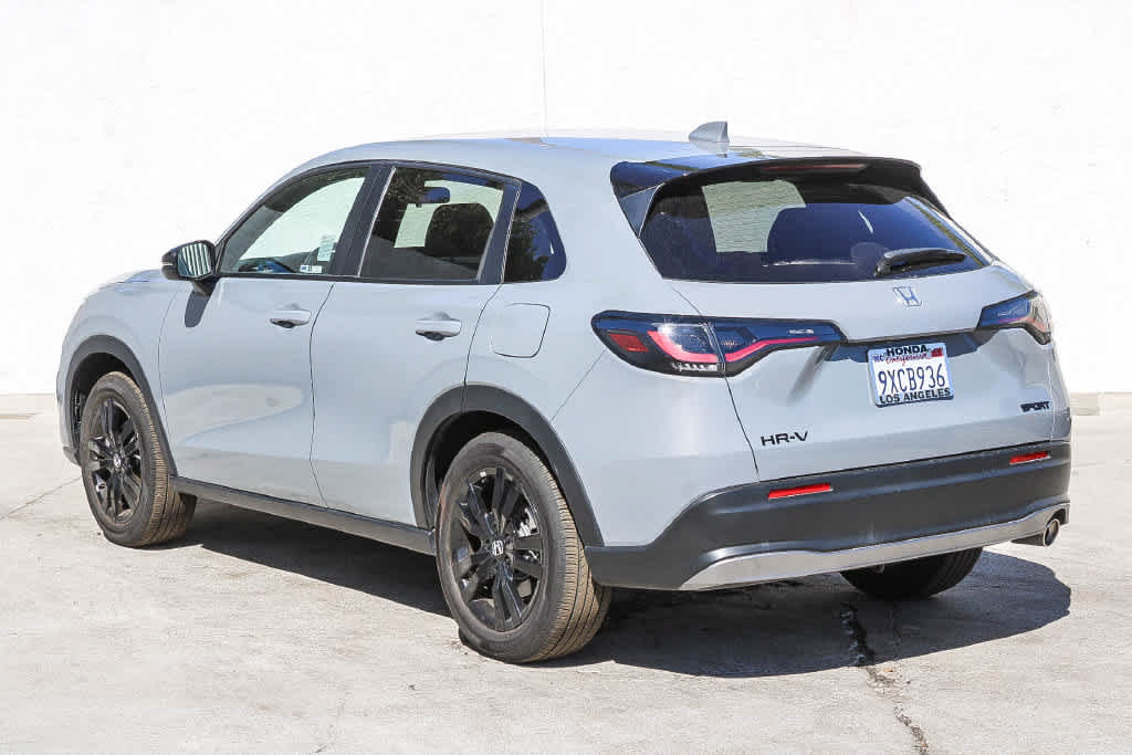 Used 2026 Honda HR-V Sport image 4