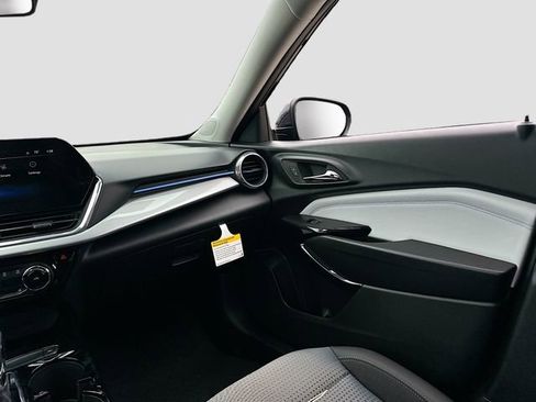 New 2026 Chevrolet Trax LT w/ Driver Confidence Package image 24