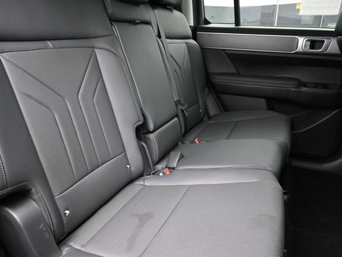 Used 2025 Hyundai Santa Fe SEL w/ Tow & Go Package image 24