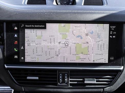 Used 2022 Porsche Cayenne GTS image 17