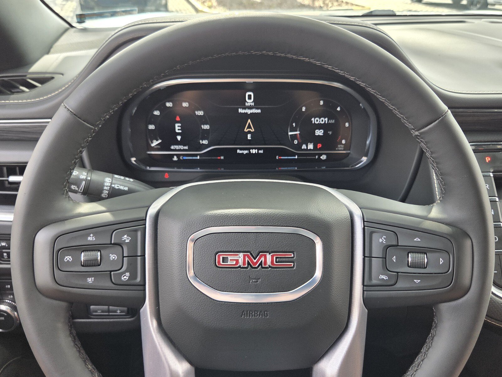 Used 2024 GMC Yukon XL SLT w/ SLT Luxury Package AWD/4WD image 27