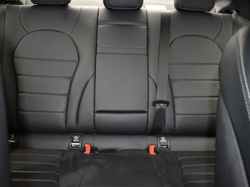 Used 2019 Mercedes-Benz C 300 Sedan image 27