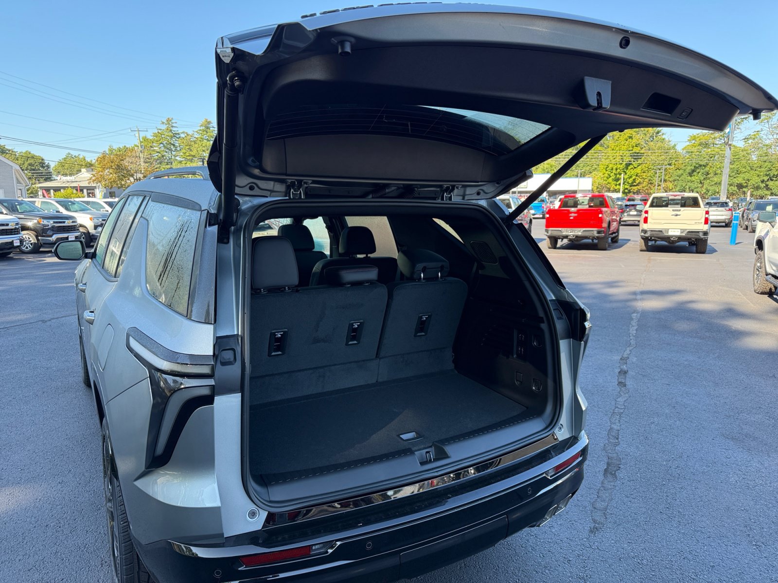 New 2027 Chevrolet Traverse RS AWD/4WD image 25