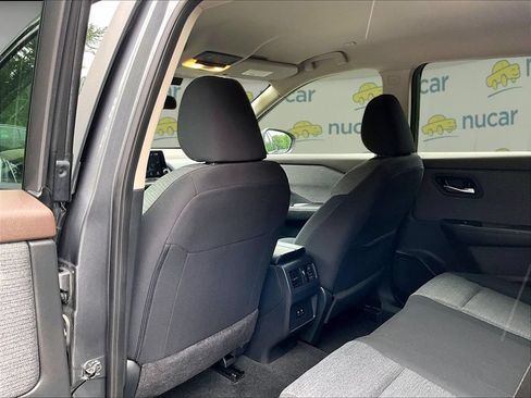 Used 2023 Nissan Rogue SV AWD/4WD image 21