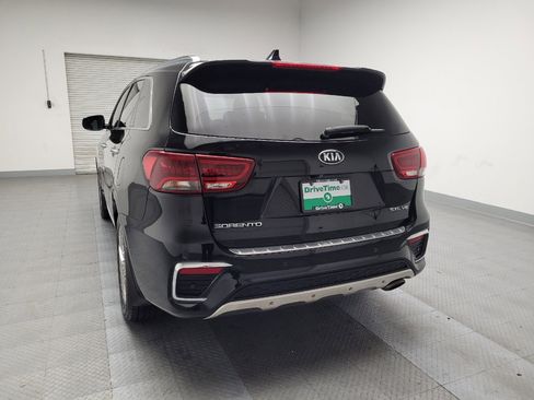 Used 2019 Kia Sorento SX image 6