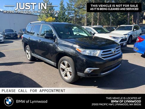 Used 2013 Toyota Highlander Limited AWD/4WD image 1