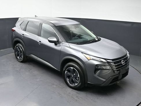 Used 2025 Nissan Rogue SV AWD/4WD image 36