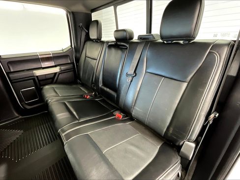 Used 2020 Ford F250 Lariat w/ Lariat Value Package image 19