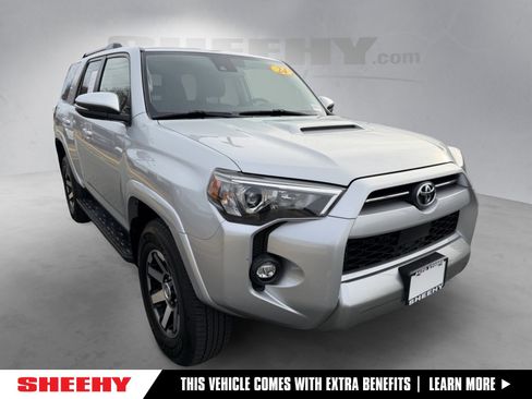 Certified 2024 Toyota 4Runner TRD Off-Road Premium image 1