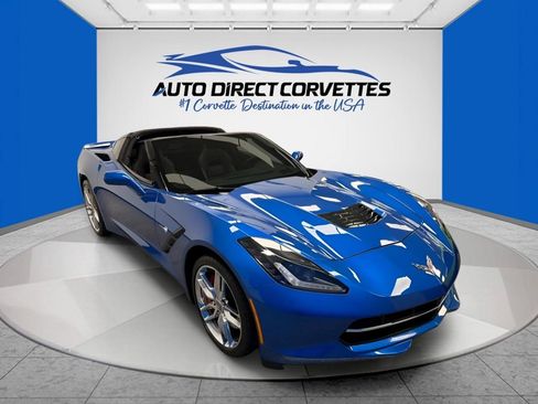 Used 2014 Chevrolet Corvette Stingray Coupe w/ 2LT Preferred Equipment Group RWD image 5