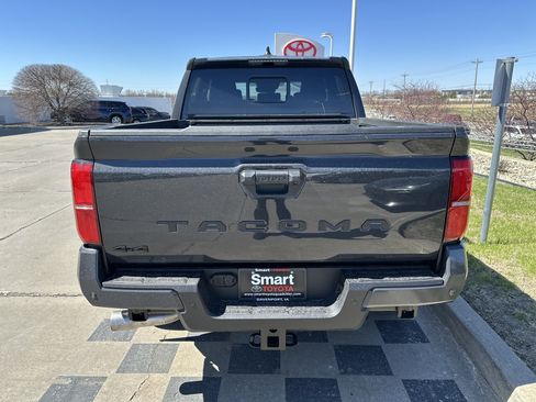 New 2026 Toyota Tacoma TRD Off-Road w/ TRD Off Road Upgrade Package AWD/4WD image 5