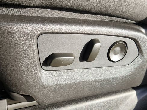 New 2026 Chevrolet Silverado 2500 ZR2 image 13