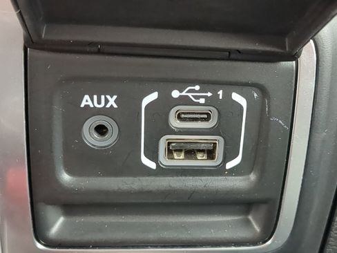 Used 2021 Jeep Wrangler Unlimited Sport S image 21