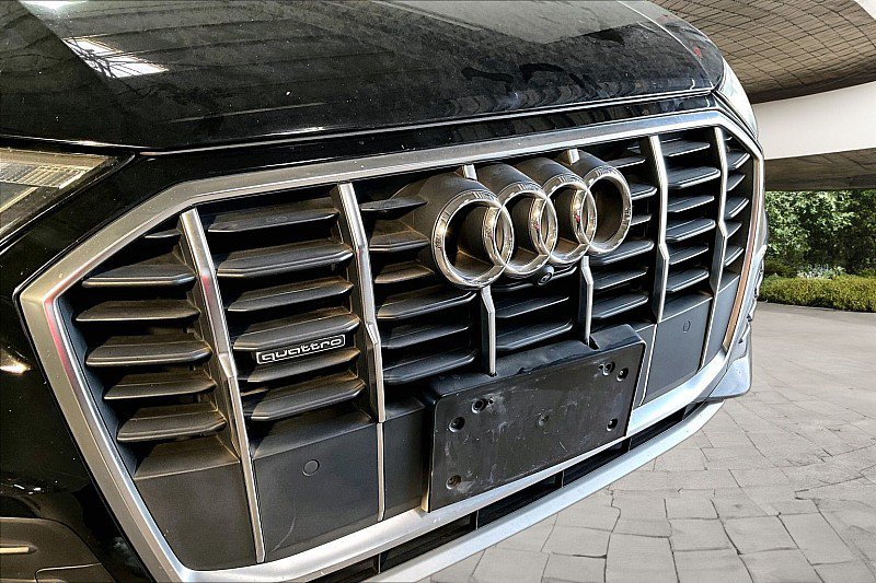 Used 2021 Audi Q7 3.0T Premium Plus AWD/4WD image 24