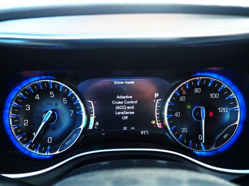 New 2026 Chrysler Pacifica Pinnacle image 30