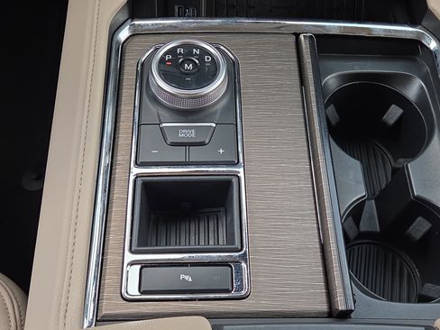 Certified 2024 Ford Expedition Limited RWD image 27