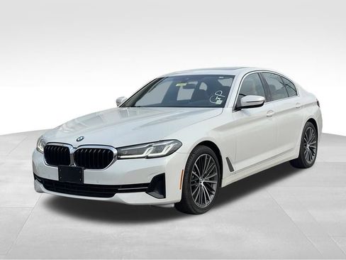Used 2023 BMW 540i xDrive w/ Premium Package AWD/4WD image 2