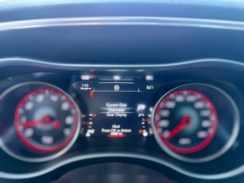 Used 2017 Dodge Charger R/T Scat Pack w/ Dynamics Package RWD image 34